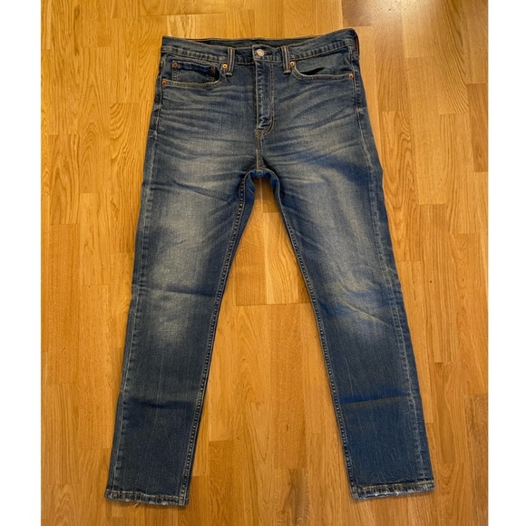 Men’s Levi Jeans - Picture 5 of 8